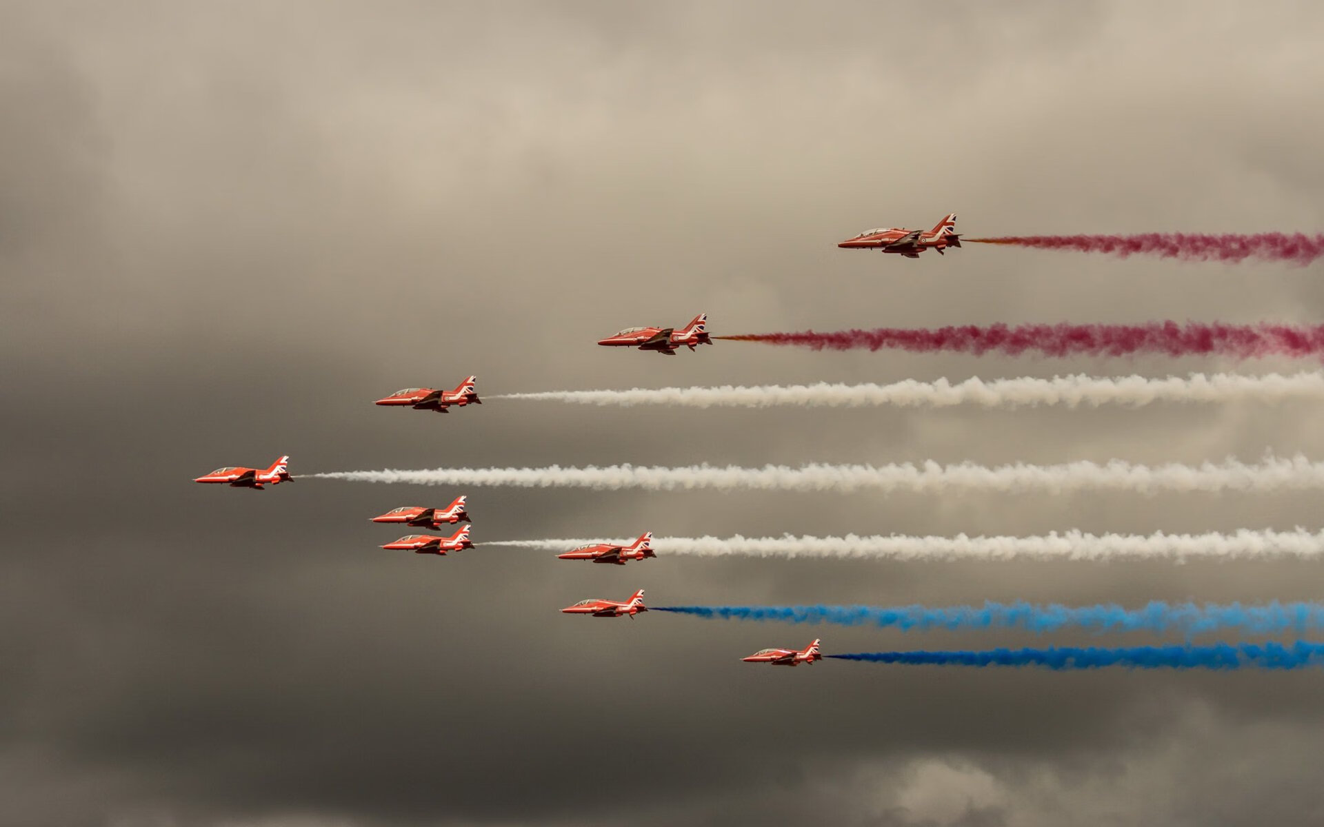 开云下载-职业联赛球队运营成本结构畸形，职业球队队务的工作