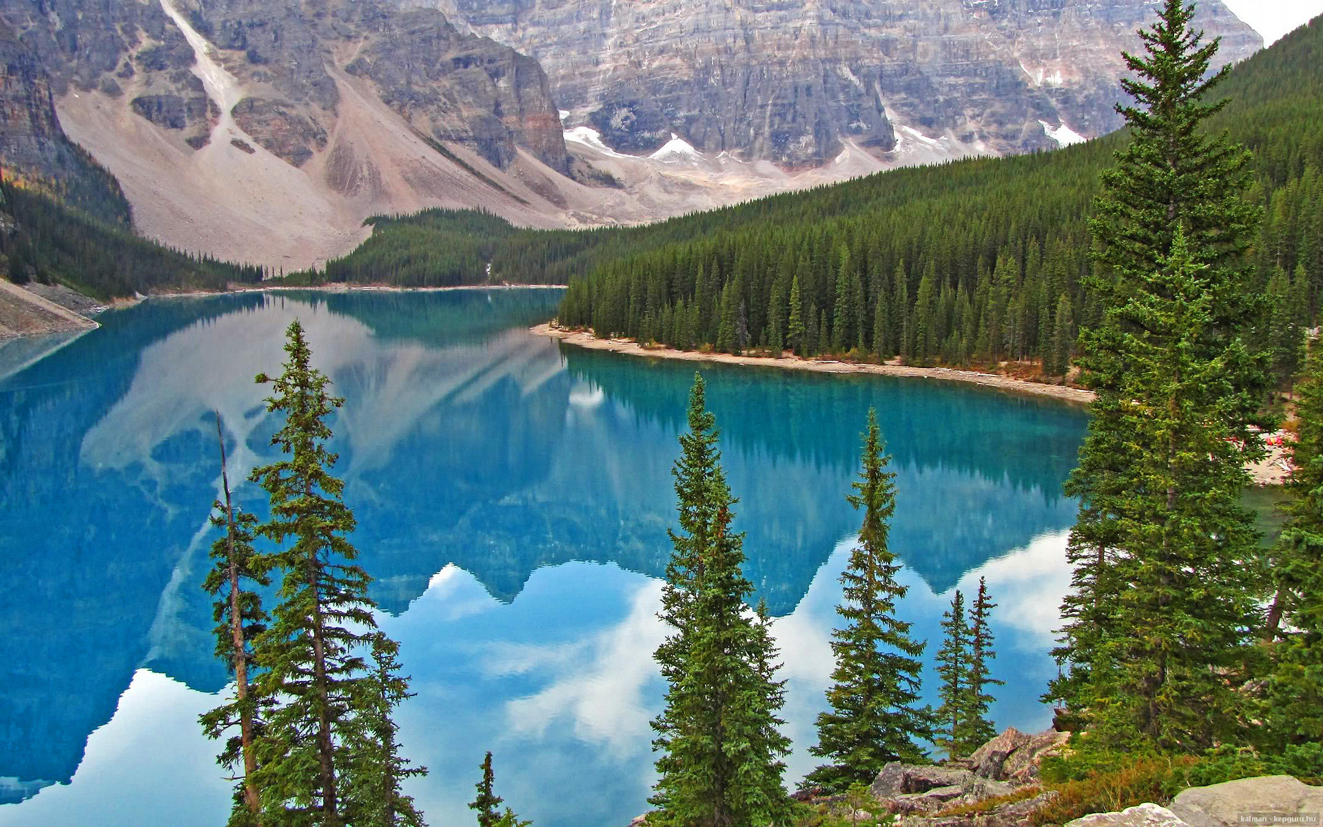 开云·体育全站登录地址-曼联教练组针对新赛季部署新方案，曼联 教练组